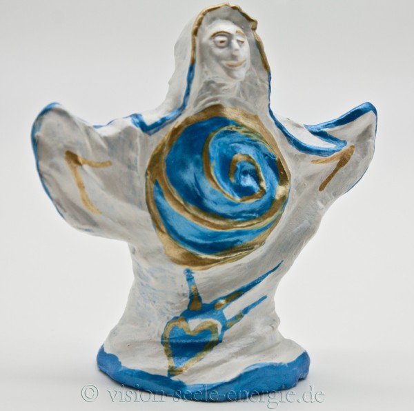 Engel des Halschakras - Skulptur aus luftgetrockneter Modelliermasse